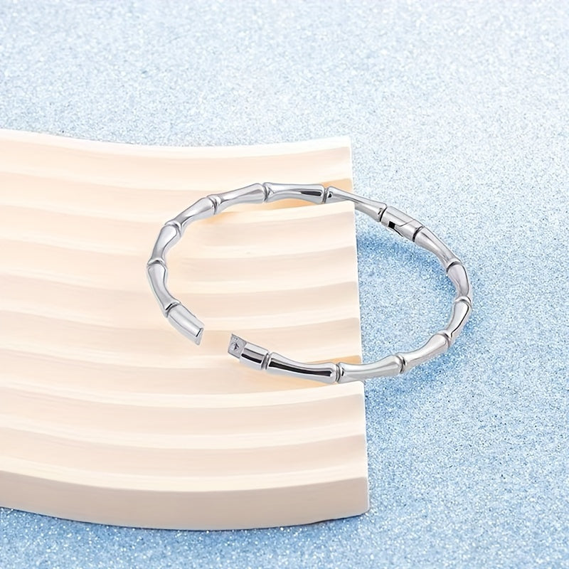 A Stylish Bamboo Joint Bracelet Made Of Stainless Steel