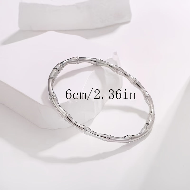 A Stylish Bamboo Joint Bracelet Made Of Stainless Steel