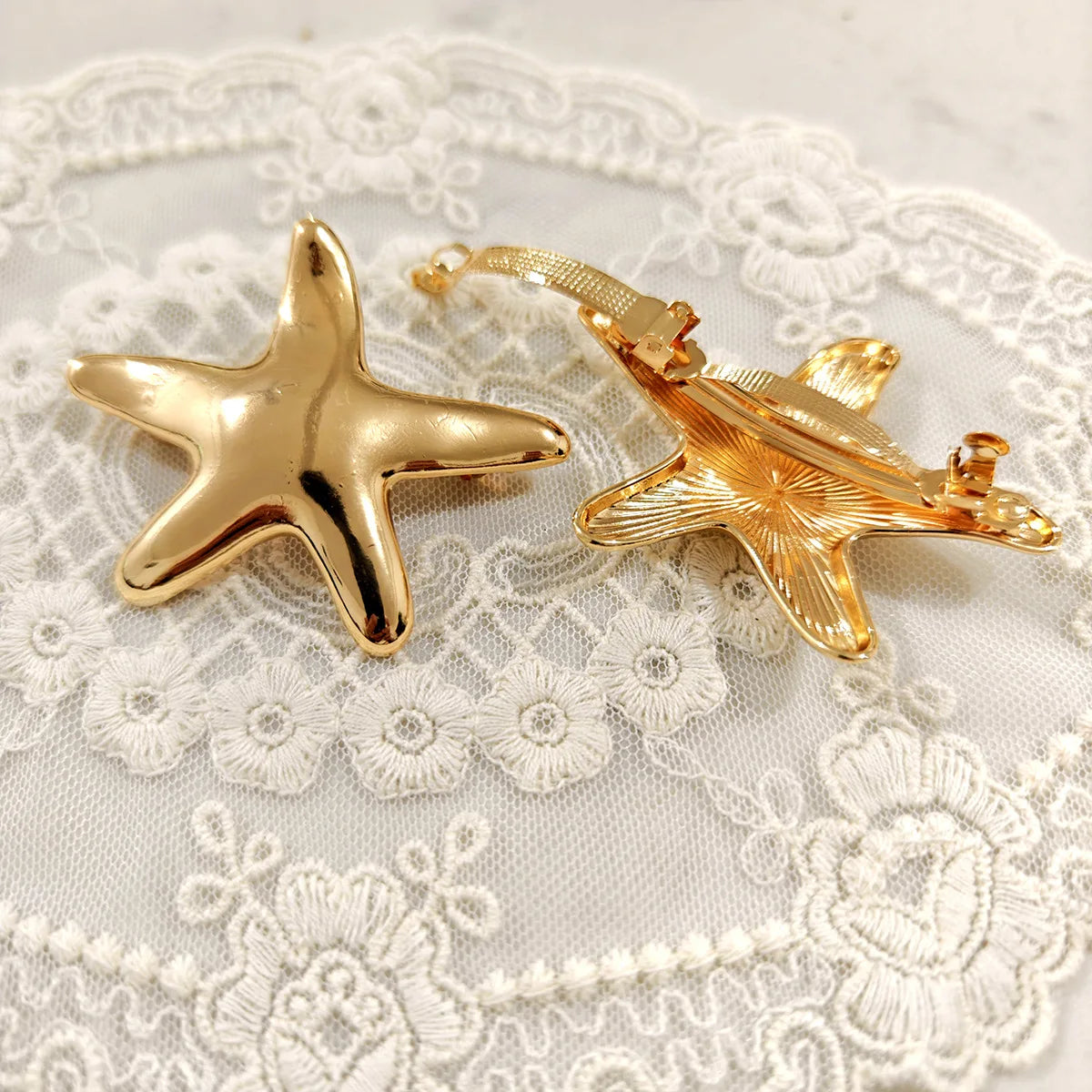 Shell  Metal Hair Clips