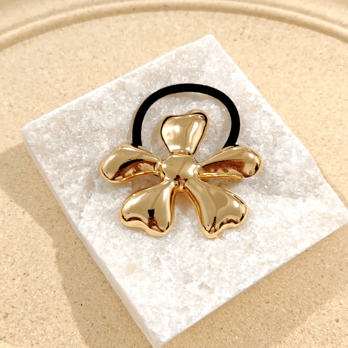 Shell  Metal Hair Clips