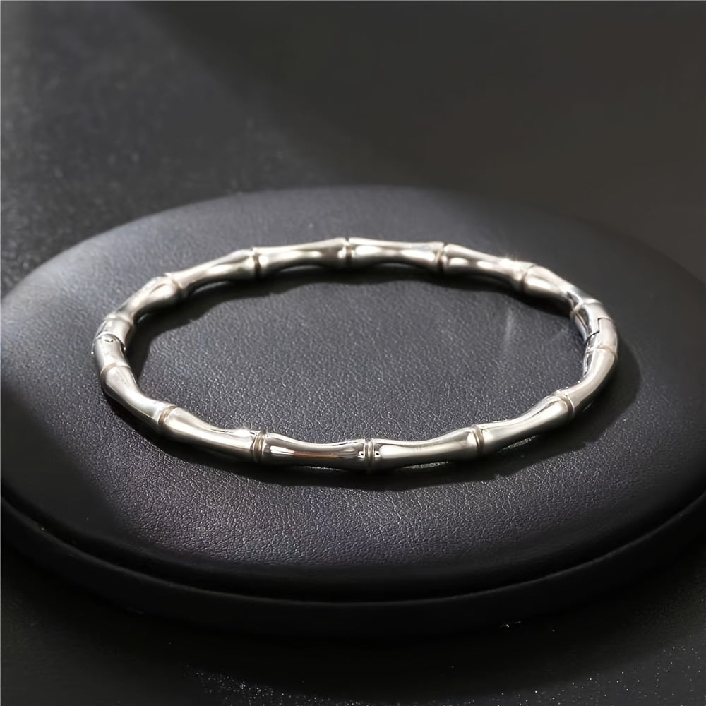 A Stylish Bamboo Joint Bracelet Made Of Stainless Steel