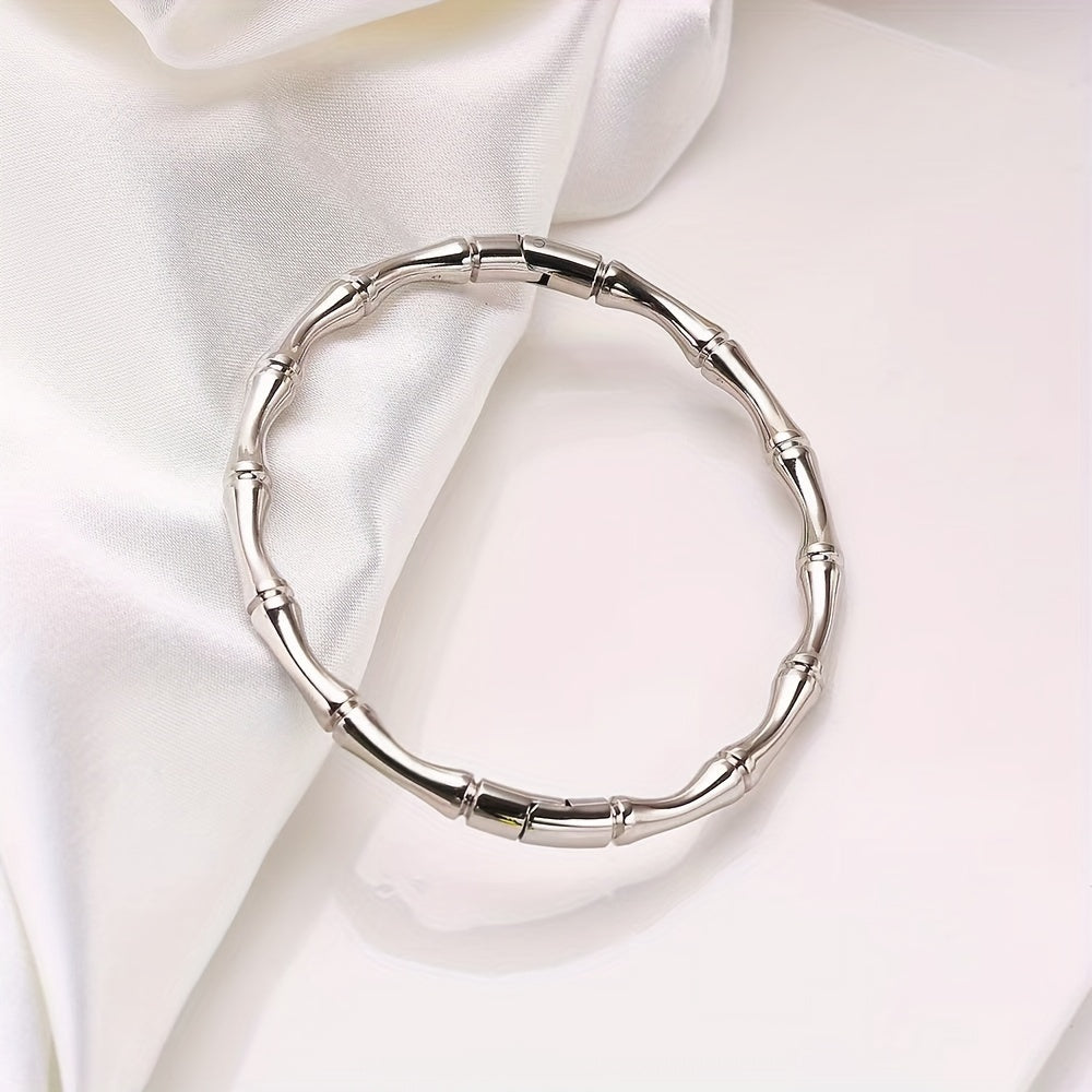 A Stylish Bamboo Joint Bracelet Made Of Stainless Steel